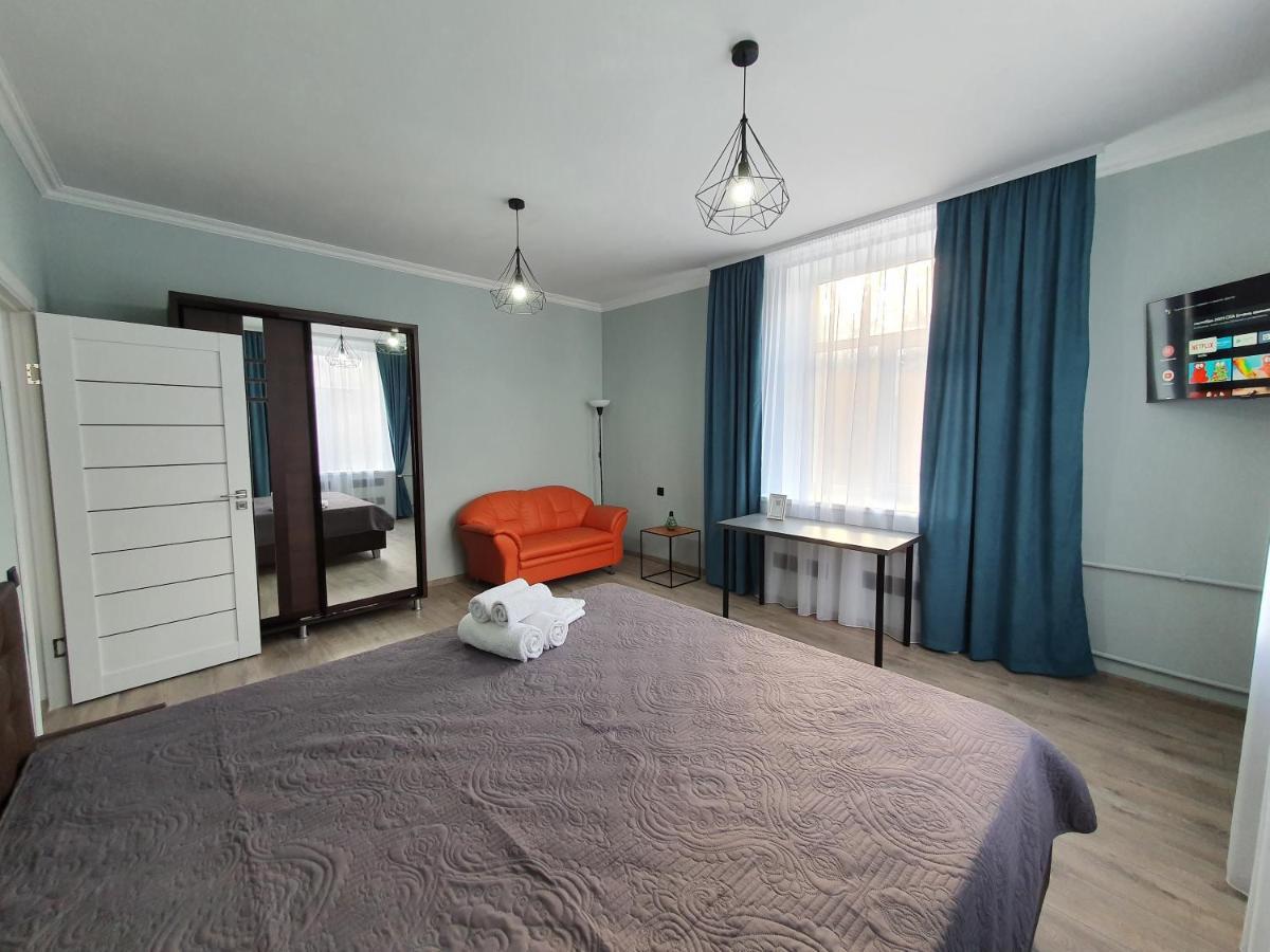 Park & Pedestrian Zone Apartment For4 Chisinau Exterior photo